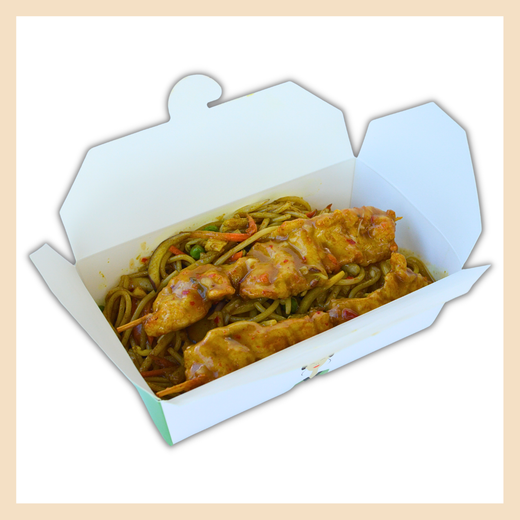 Bami Goreng mit Fleischspiessen scharf Fallaloon 204 1