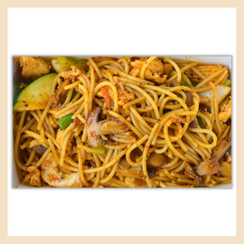 Gebratene Nudeln mit Hühnerfleisch (scharf🌶️)