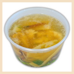 Hühnerfleischsuppe mit Bambus und Pilzen Fallaloon 006 1